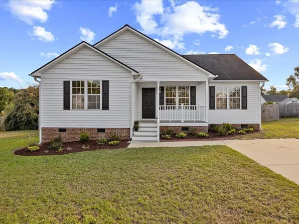 7908 Wilson Pond Ln, Fuquay Varina, NC 27526