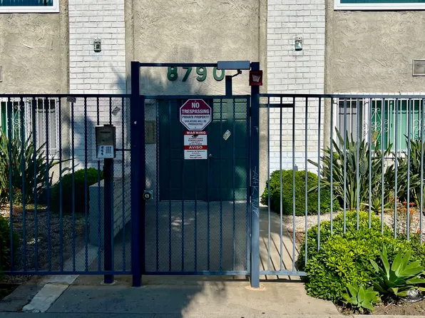 8770 Van Nuys Blvd APT 22, Panorama City, CA 91402