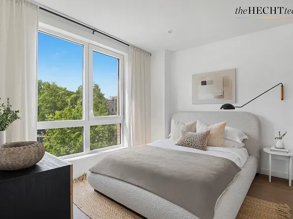 1 Putnam Avenue image 4 of 15