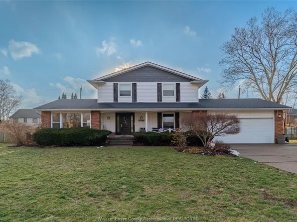 2477 Mark Ave, Windsor, ON N9E 2W2