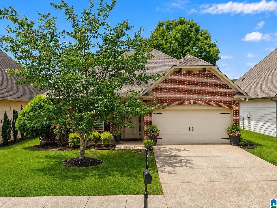 1st image of 2131 Spaulding Pl
