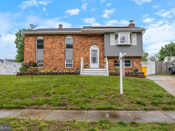 8217 Millfield Ct, Millersville, MD 21108