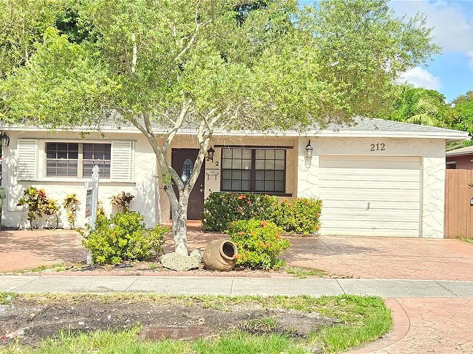212 SW 2nd Ave