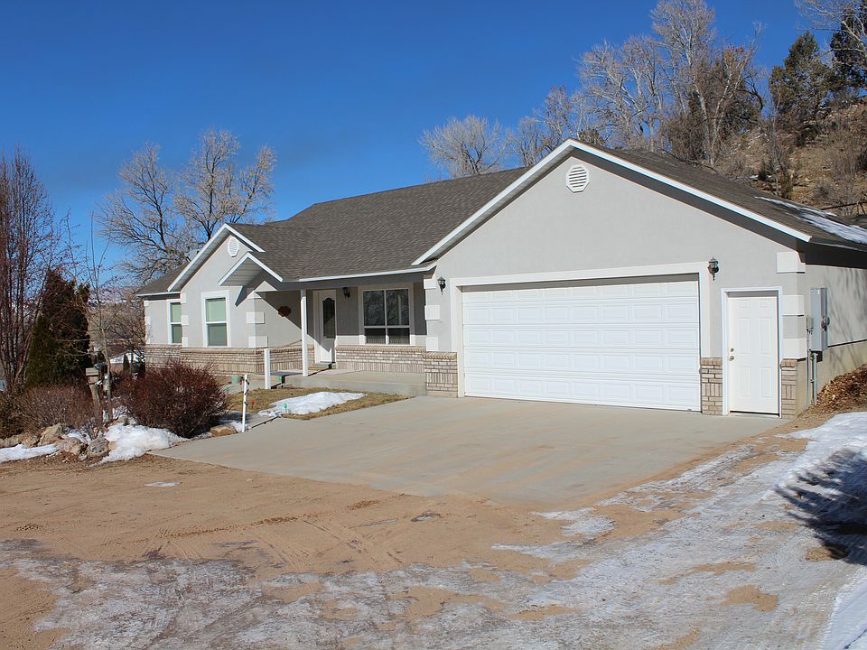 1st image of 1377 N Scotch Pine Dr