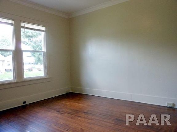5th image of 1204 E Virginia Ave