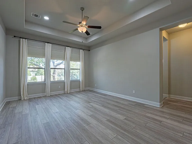 205 Barefoot Park Ln — Photo 19