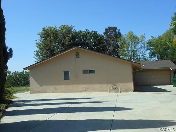 3rd image of 1921 Los Cerros Dr