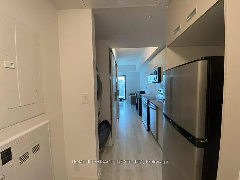 652 Princess St #921 — Photo 8