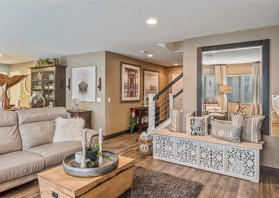 1st image of 7047 Sagebrush Way