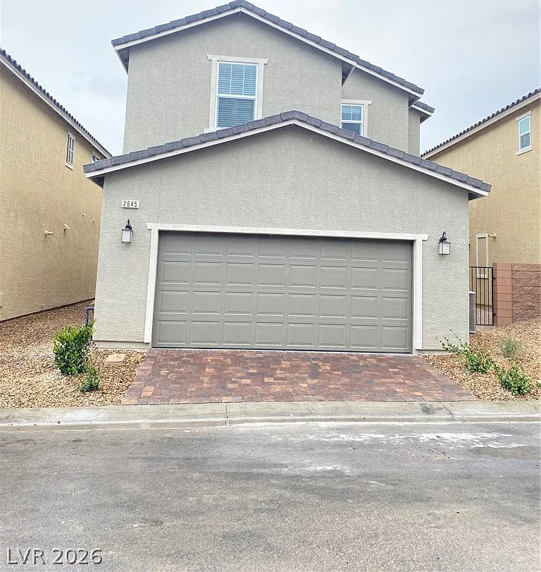 3 bed, 2.5 bath, 1830 sqft, $2,150 — Photo 2