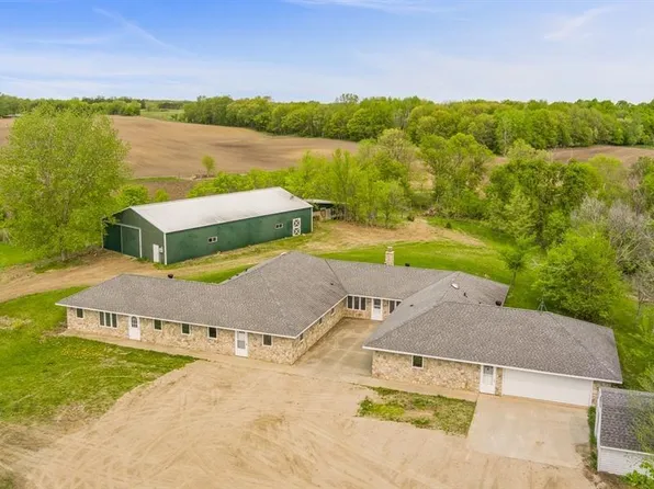 1607 Keats Ave SW, Howard Lake, MN 55349