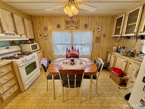 3rd image of 1070 Amity Road LOT 36