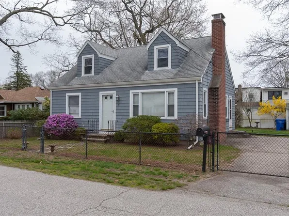 14 Muriel St, Riverside, RI 02915