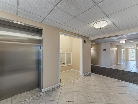 4th image of 601 W Rand Rd APT 106