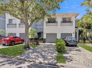 3612 NW 13th St, Lauderhill, FL 33311