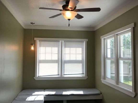 4th image of 1285 Falls Ave W