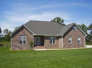 317 Mellow Ln, Martin, TN 38237