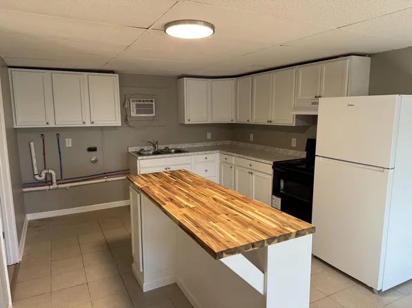 3318 Charleston Rd #B, Poca, WV 25159