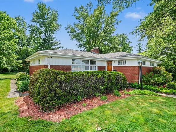 906 Bridge Ave, Greensburg, PA 15601