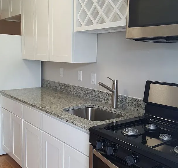 2105 Mount Vernon Ave — Photo 5