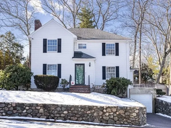 33 Morningside Rd, Needham, MA 02492