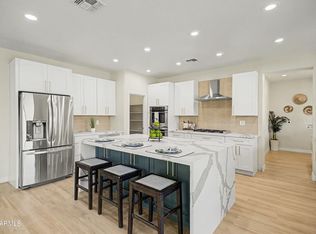 1391 E Bluebird Dr, Gilbert, AZ 85297