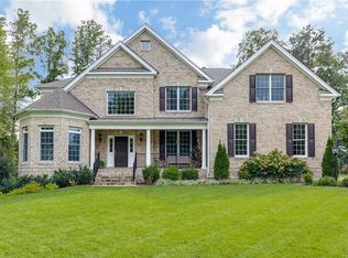 16313 Fox Creek Forest Dr, Moseley, VA 23120