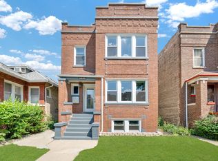 2929 N Harding Ave, Chicago, IL 60618