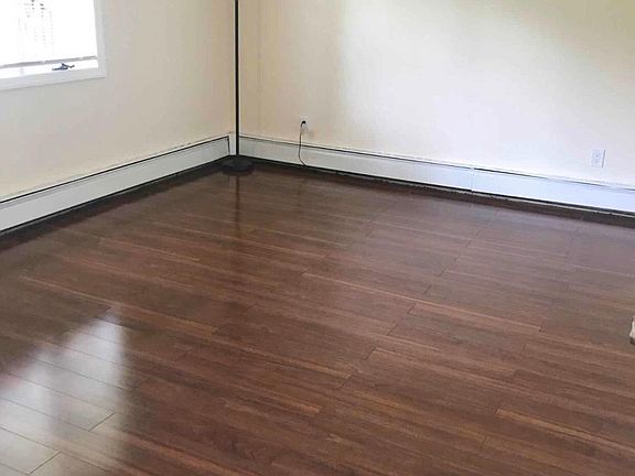 3rd image of 175 Academy Ave