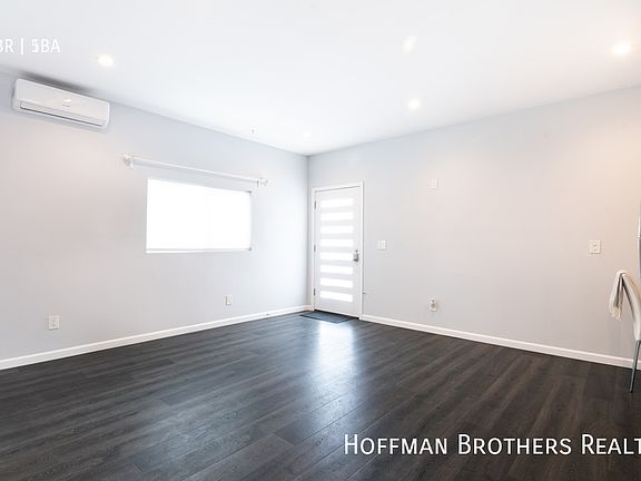 4th image of 6237 Carpenter Ave #A