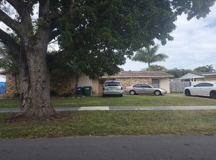 9965 SW 196th St, Cutler Bay, FL 33157