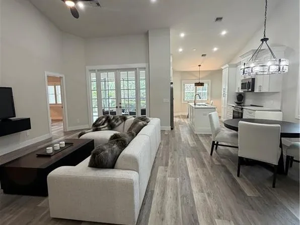 27181 Kindlewood LN, BONITA SPRINGS, FL 34134