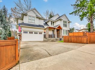 11051 SE Spruce View Ln, Happy Valley, OR 97086