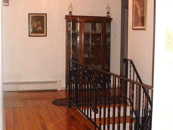 Entry Foyer