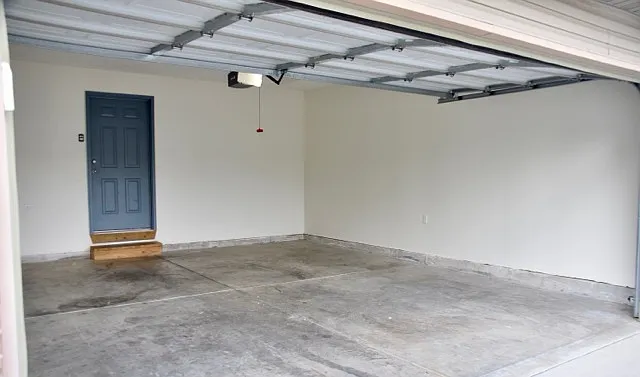 3 bed, 1200 sqft, $1,225 — Photo 3
