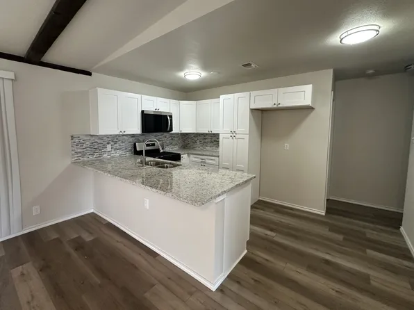 459 Maddux St, San Antonio, TX 78227