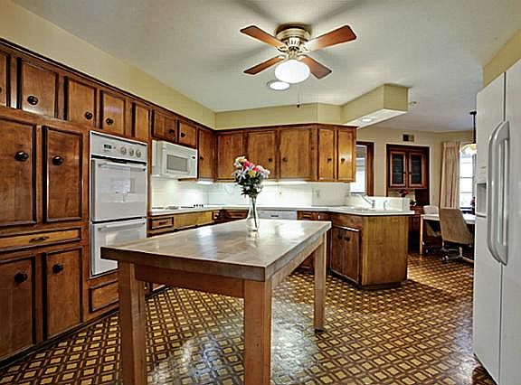 5th image of 3783 Shady Hill Dr