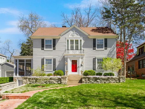 5429 Cherry St, Kansas City, MO 64110