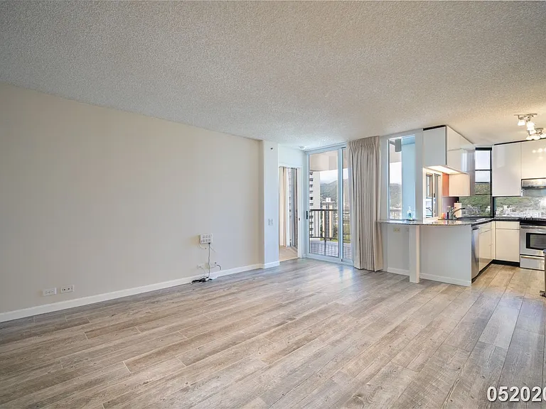 1212 Nuuanu Ave #2406 — Photo 3