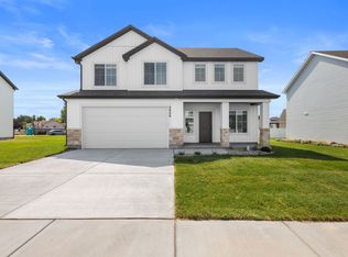 2986 Sydney Dr, Ammon, ID 83401