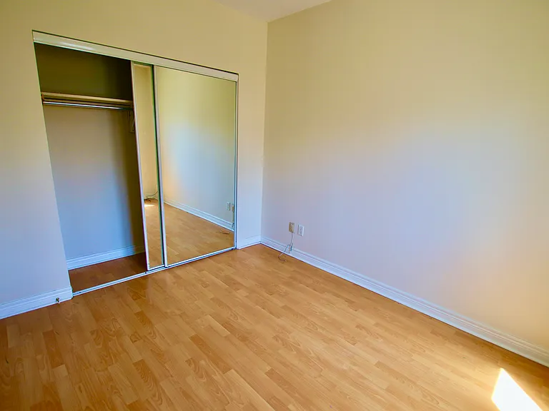 775 Ossington Ave — Photo 20
