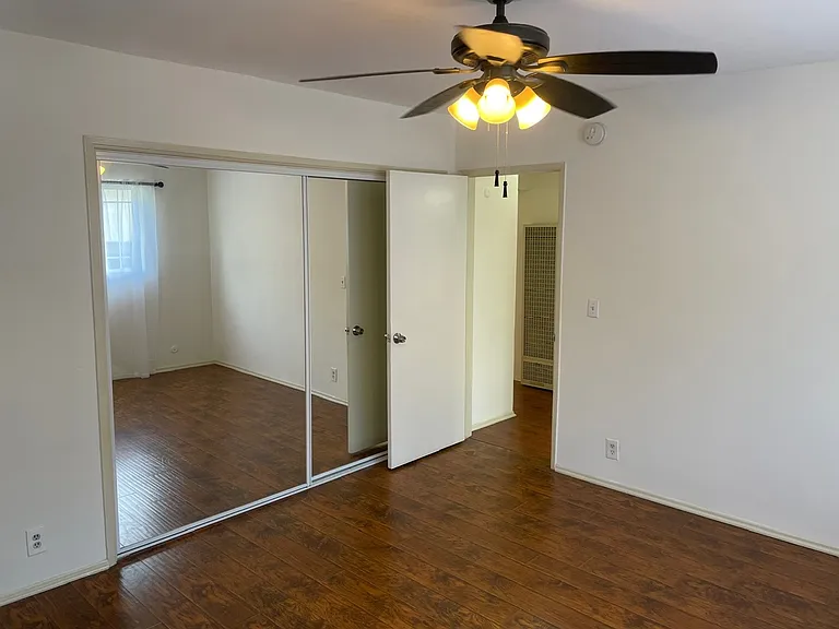 1400 N Fairfax Ave #4 — Photo 12