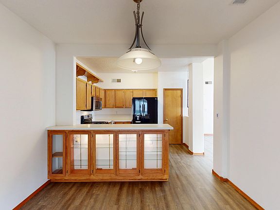5th image of 7636 Copperfield Dr NE