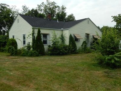 12 Park Ave, Holyoke, MA, 01040