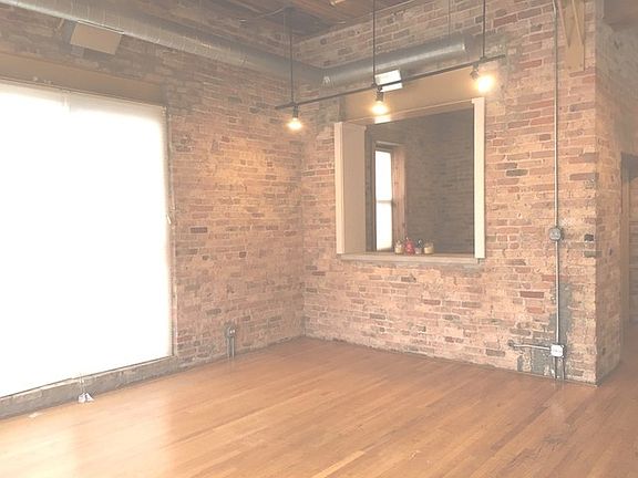 5th image of 1801 S Michigan Ave APT 408