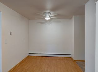 4909 Ascot Ln APT R2, Madison, WI 53711