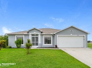 2701 Gilbert Ave S, Lehigh Acres, FL 33973