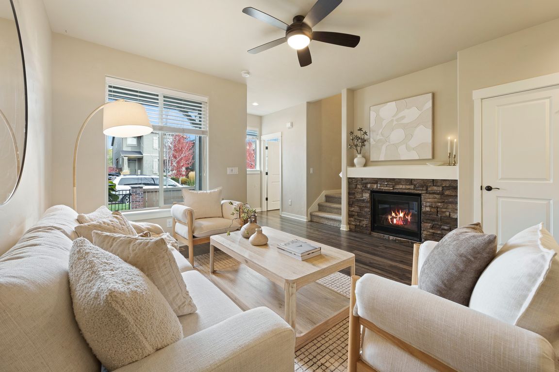 next background image