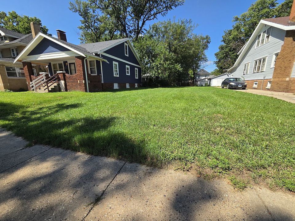 1st image of 1211 N Frink St