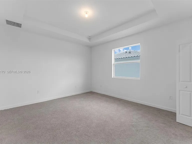 191 SE 11th Ave #0 — Photo 18